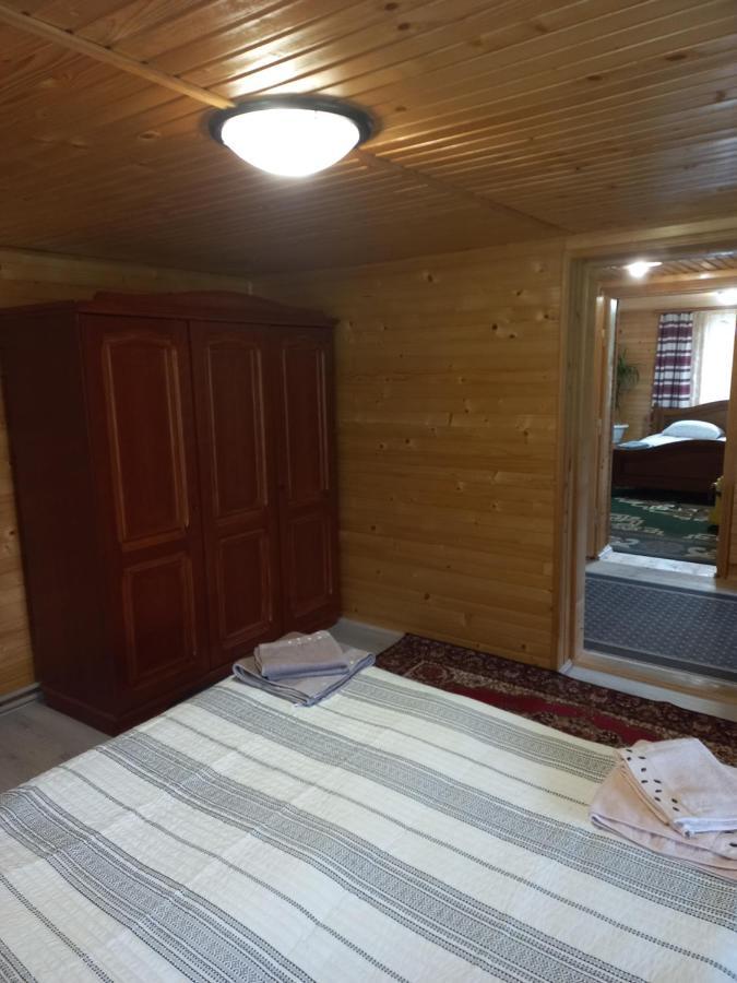 Садиба Федорчуків За Рікою Sheshory Exterior foto