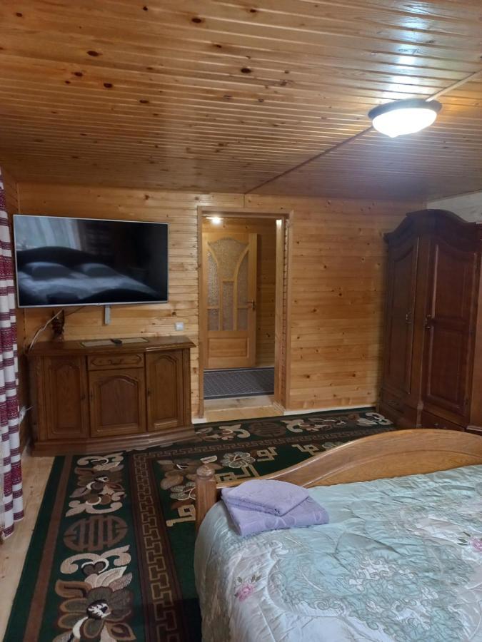 Садиба Федорчуків За Рікою Sheshory Exterior foto